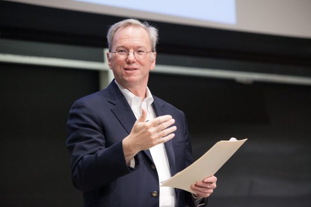 eric-schmidt-mit-2017_0-3394629